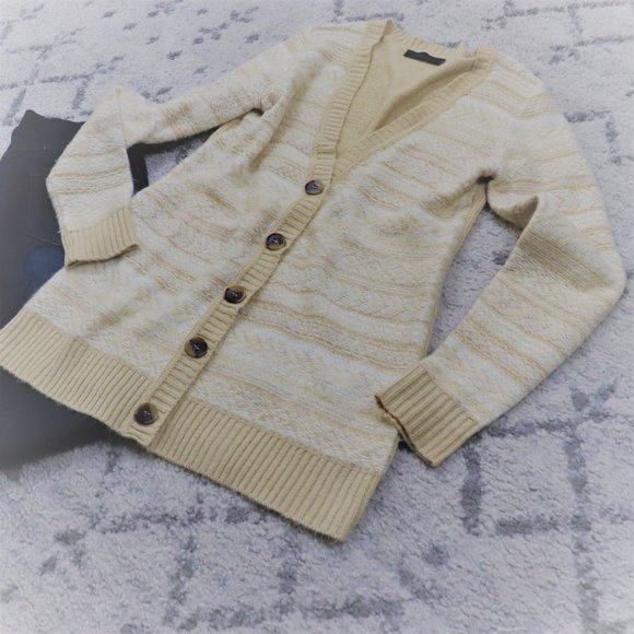 The Limited | White & Tan Print Button Down Cardigan - Picture 4 of 10